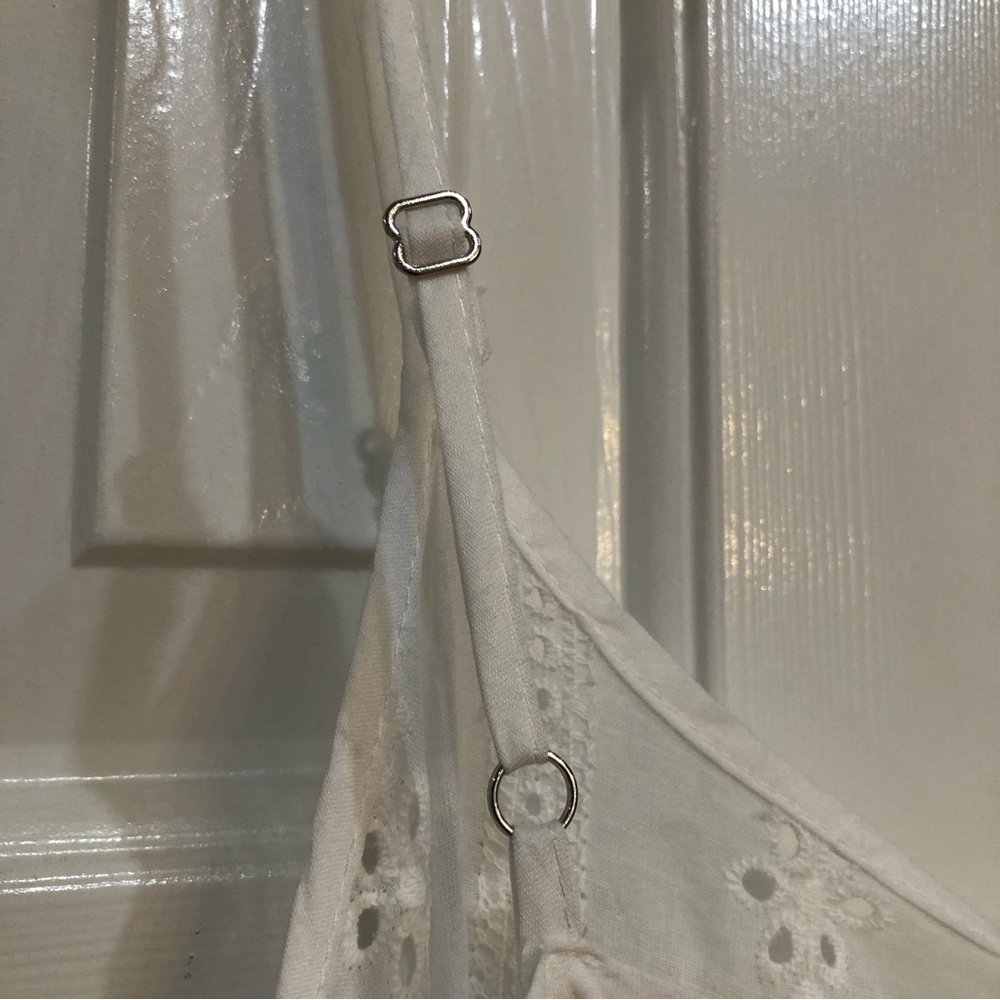 NEW Label of Love White eyelet Dress M - Picture 9 of 10